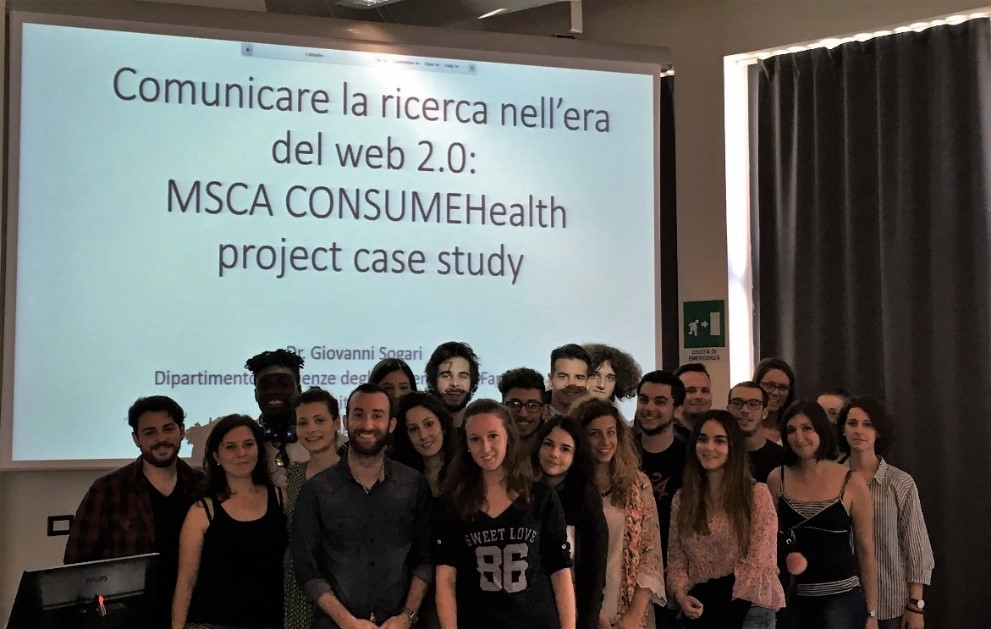 public://posts/student-group-picture-2017.jpg My students helping me with the blog