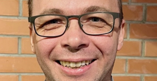 Special Issue - Science communication:  Making research accessible - Science meets art: A story  of curiosity and collaboration - December 2025